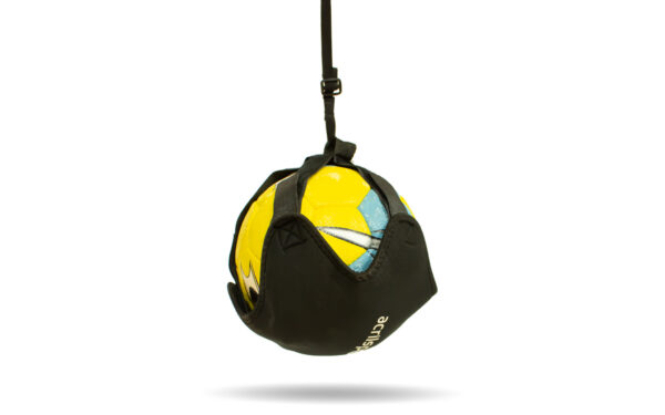 Acrilsports: Red de suspensión para el entrenamiento de habilidades con balón